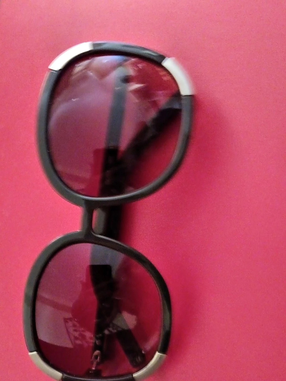 Chloé Sunglasses in Black & White